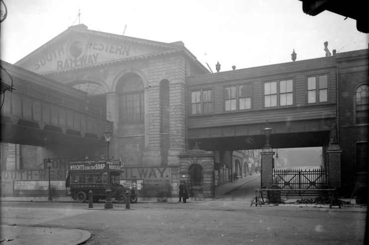 February 1911: The exterior of Waterloo Station, London, a London and South Western Railways station. (Photo by Topical Press Agency/Getty Images)