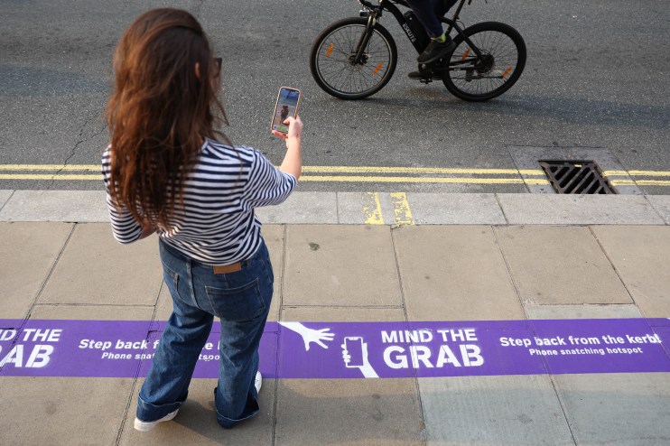 Oxford Street phone snatch warning