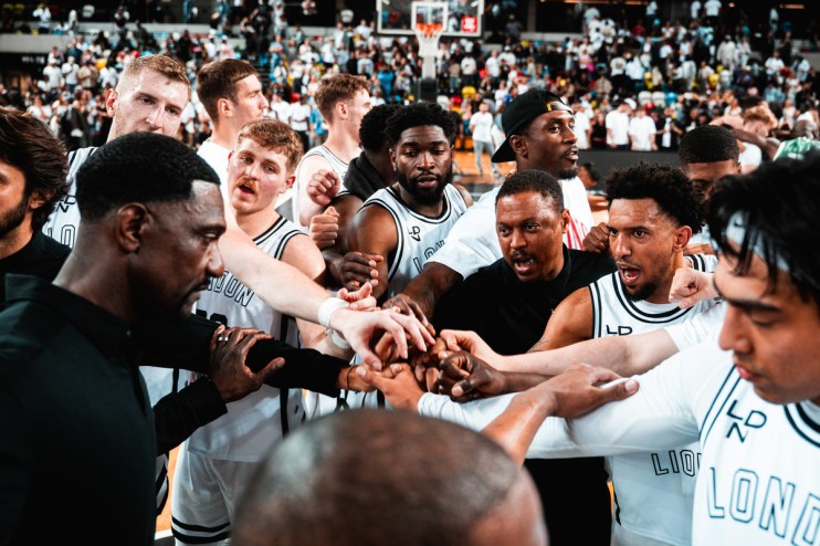 British basketball has turned into a legal battleground between governing body the BBF and league SLB