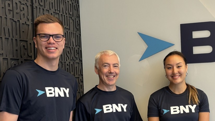 (l-r): Matthew Stearn, Ben Pudsey and Jasmine Hallworth of BNY Investments will all be racing in London