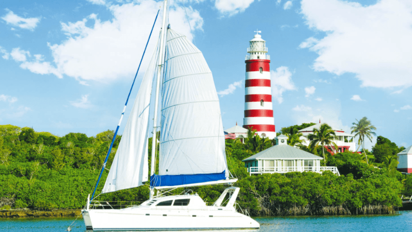Simon Miller experienced The Bahamas by sailboat