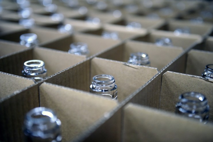 Glass is the most expensive packaging material for producers to use under the recently released EPR bands (Carla Gottgens/Bloomberg)