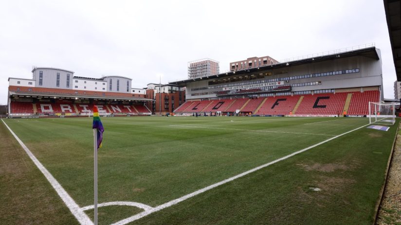 Fans will be allowed to &ldquo;drink beer&rdquo; in the stands at Leyton Orient this weekend as the club announces a trial ahead of their League One match against Bolton Wanderers on Saturday.