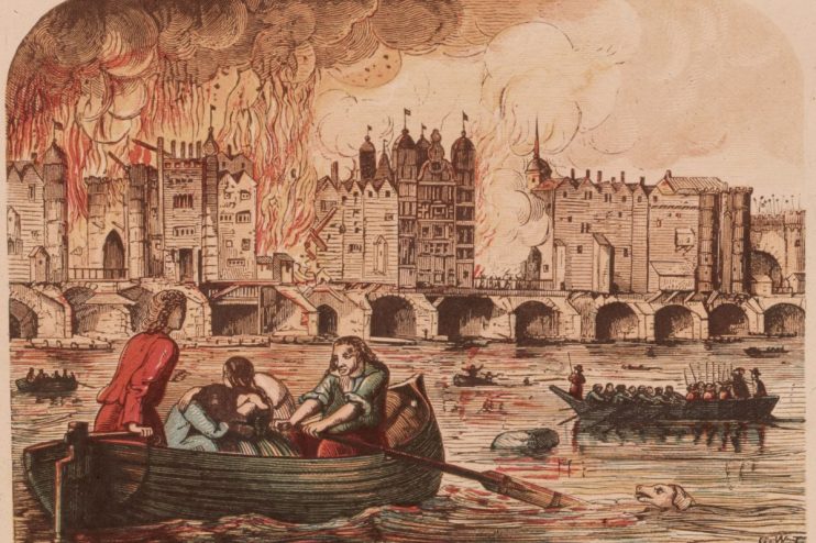 People flee to boats on the River Thames to escape the Great Fire of London, September 1666. (Photo by Hulton Archive/Getty Images)