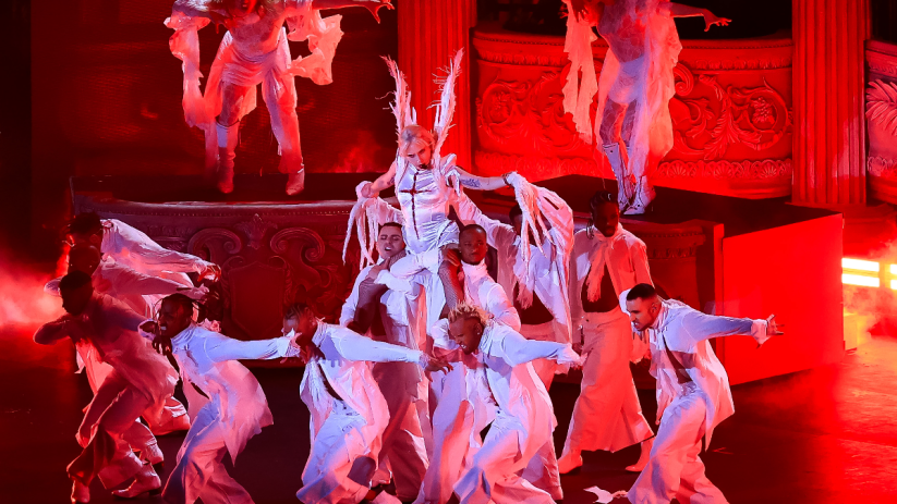 Lady Gaga performed a Gothic-inspired set at The 02 last night to tie into her new LP Mayhem