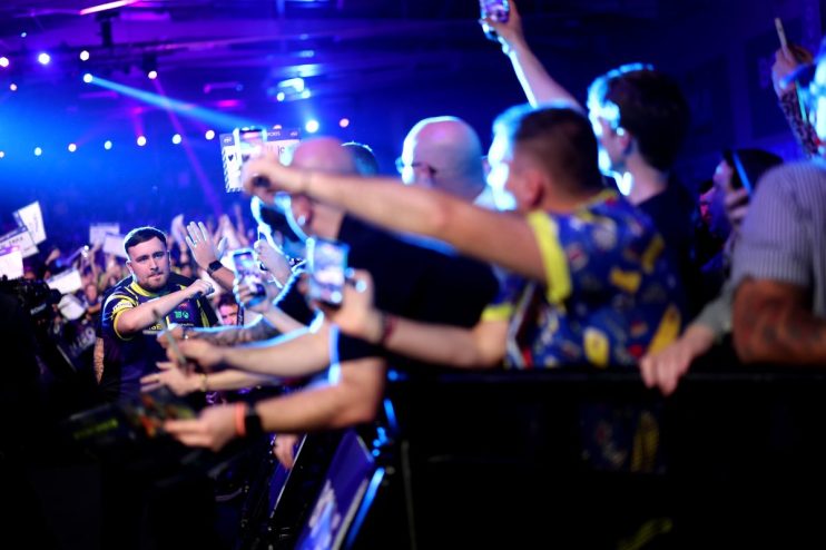 If you have tuned into the World Grand Prix of darts in Leicester&nbsp; this weekend, you&rsquo;d have needed to stare deep into your screen to see an empty seat at the 3,000 capacity Mattioli Arena.