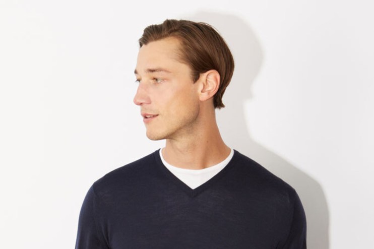 Packham midnight-themed fashion look featuring elegant design and sophisticated details for a business news website article