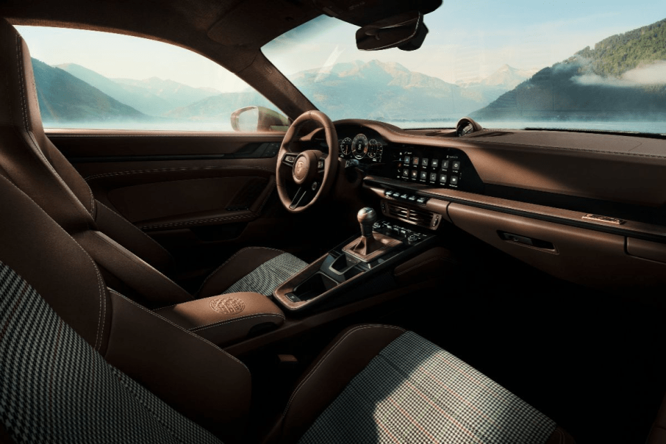 Porsche has revealed a new limited-edition 911 GT3