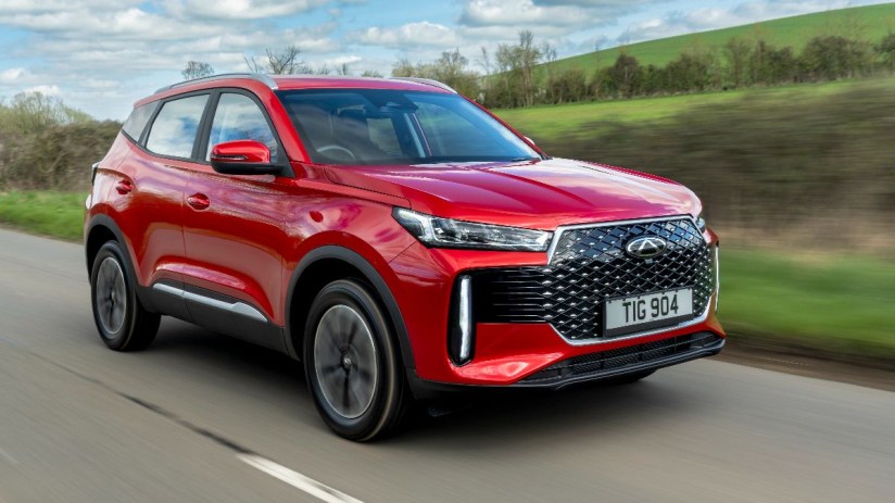 Chery Tiggo 4 electric vehicle showcasing sleek design and innovative features in the Chinese automotive market