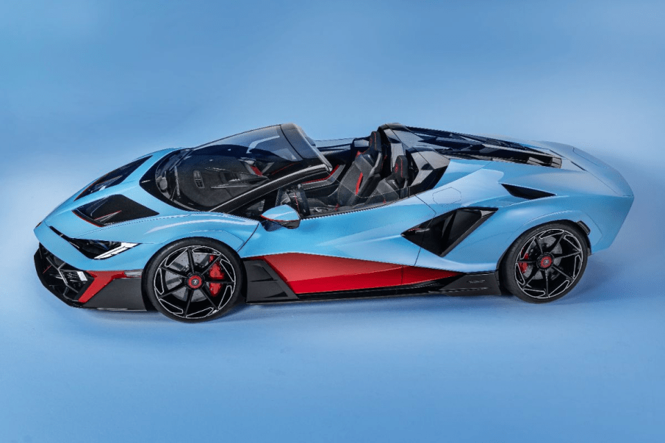 The Lamborghini Fenomeno Roadster
