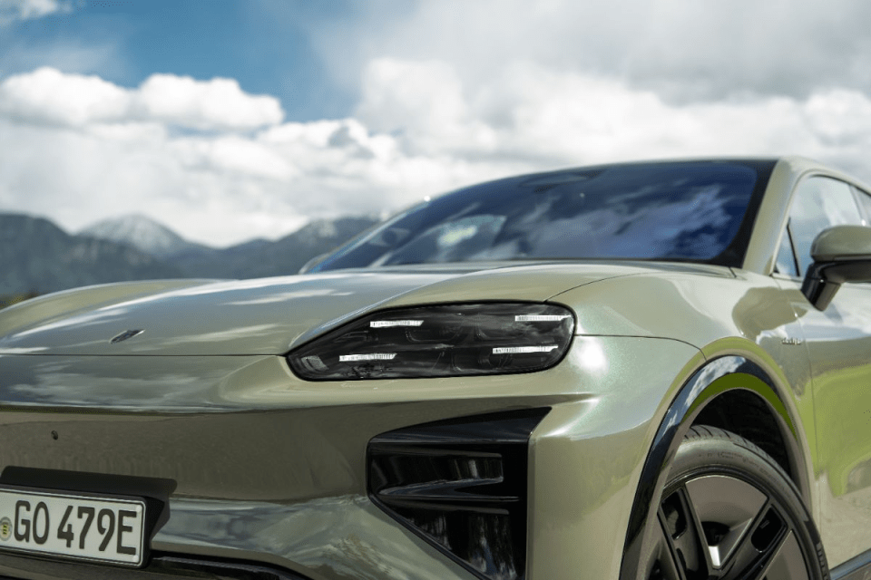 Porsche Cayenne Coupe Turbo Electric