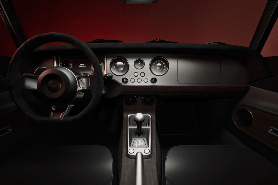 Orders for the Supersport 400 can be placed with Morgan now, with prices starting at &pound;135,558 before you delve into the array of customisation options.&nbsp;