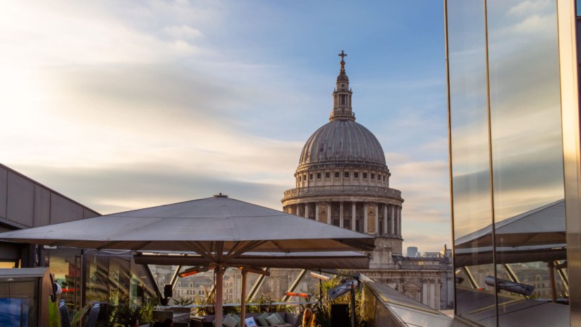 Madison rooftop bar, overlooking St Pauls Cathedral.