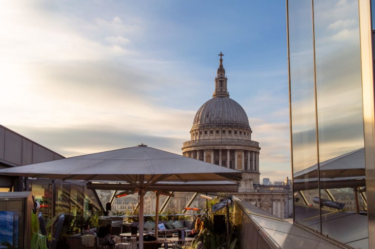 Madison rooftop bar, overlooking St Pauls Cathedral.