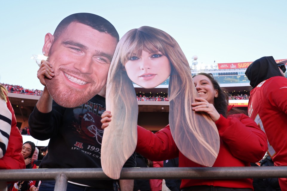 Travis Kelce and Taylor Swift are Kansas City celebrities