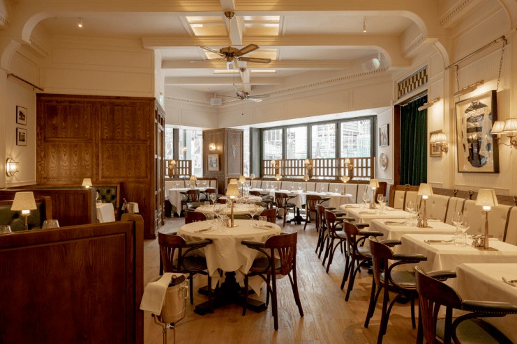 Exterior view of Horsemen Fitzgeralds, the newly opened Irish bar in London, showcasing traditional decor and signage