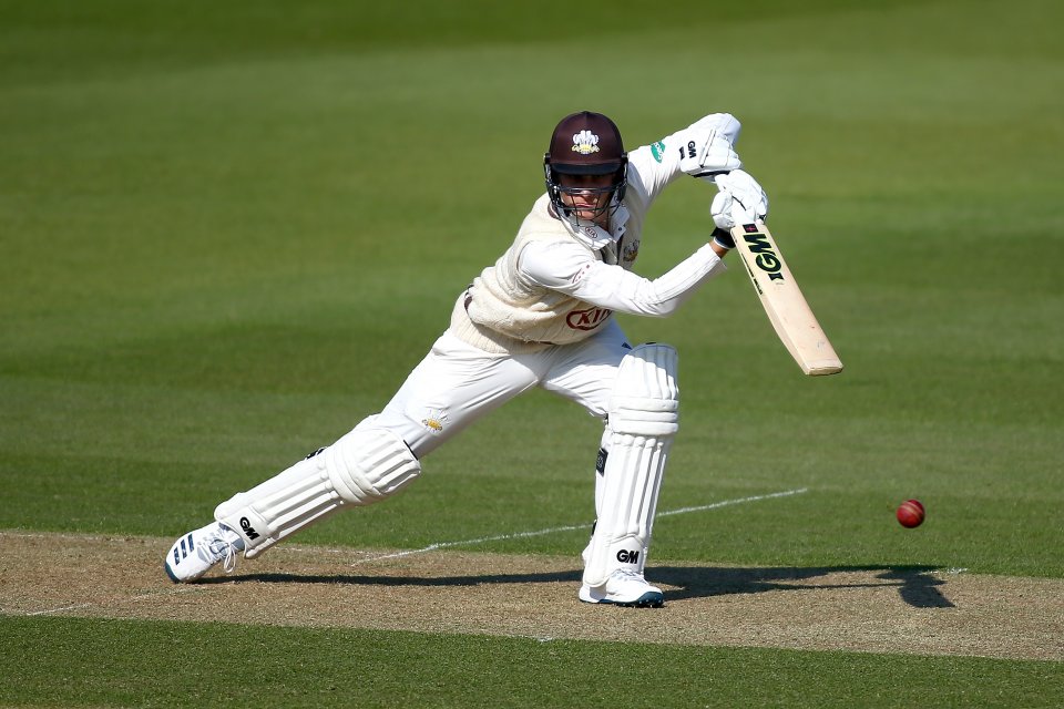 Surrey v Essex - Specsavers County Championship - Day One