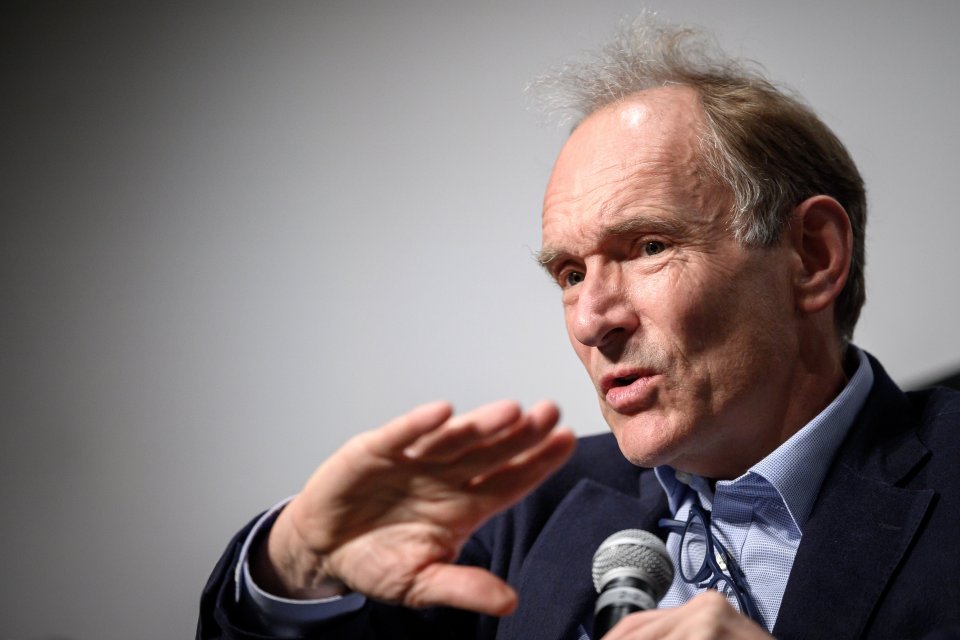 SWITZERLAND-BRITAIN-CERN-culture-IT-internet-LIFESTYLE